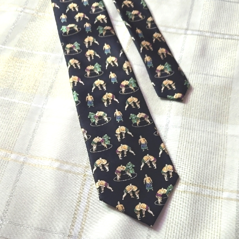 Navy Blue Sumo Wrestler Patterned Tie - Picture 2 of 7